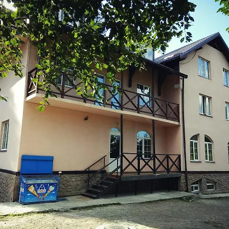 Szálloda Dzvinka *